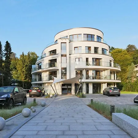 Apartment White Pearl 2.08